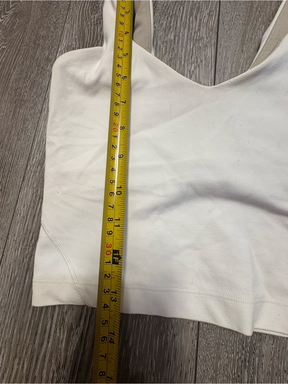 Lululemon Women's White Scoop-Back Crop Tank Top - Performance Intimates - Picture 3 of 8